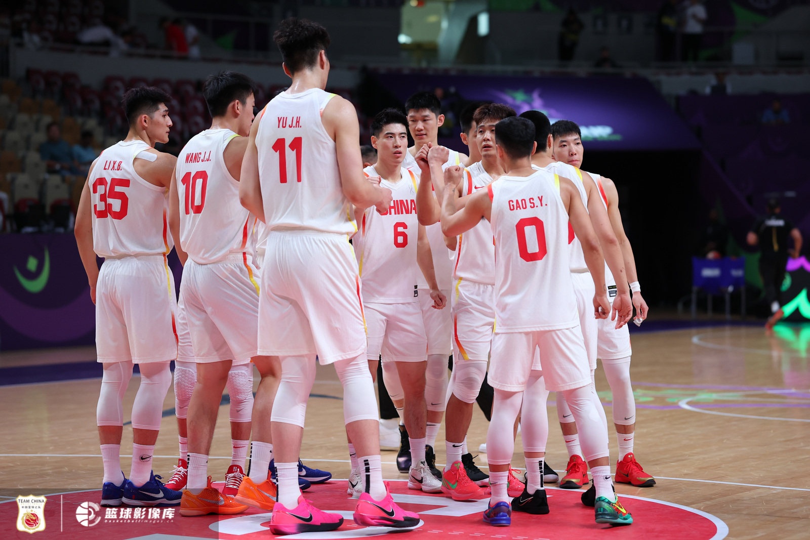 体育平台-体坛周报：中韩男篮宿敌对决 昔日劲旅再战谁能胜出？