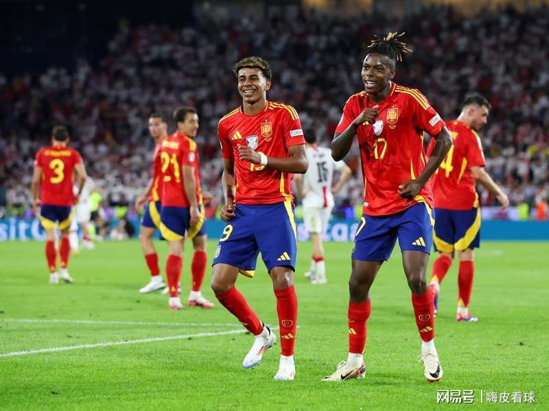 开云体育官网-16队晋级世界杯,德国将步意大利后尘,荷兰只能靠曼联两名弃将