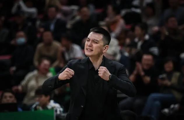 失望透顶！辽篮输青岛尴尬画面曝光 威尔斯没握手直接回更衣室