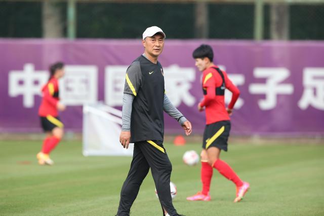 开云体育官网-贾秀全：谁摘果子不重要 为中国女足多培养一些人